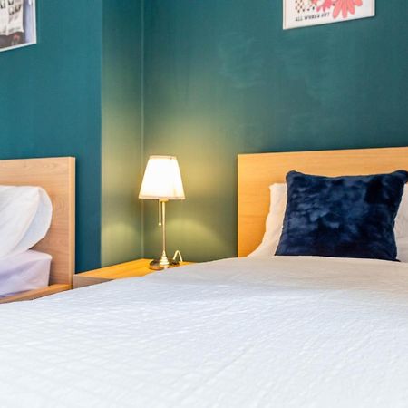 Апартаменты Millway House Newcastle Gateshead With Free Parking Экстерьер фото