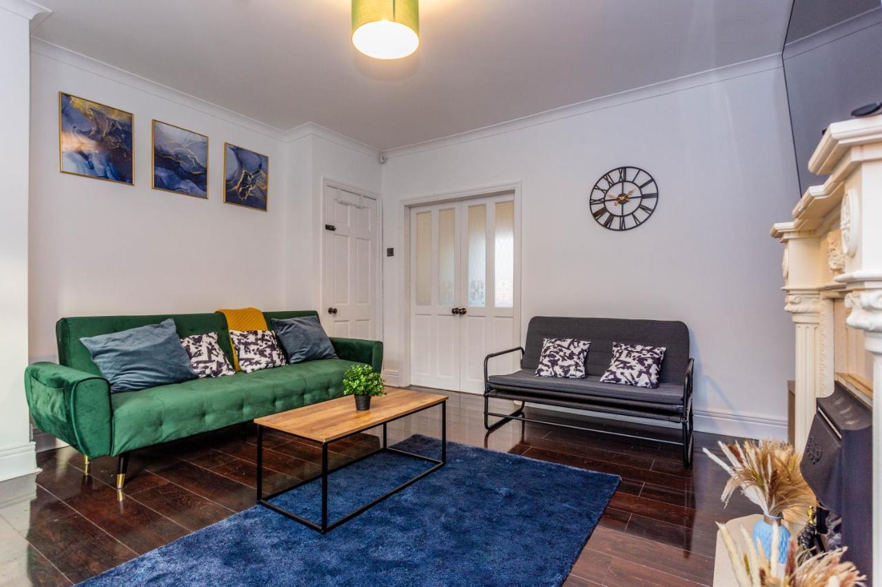 Апартаменты Millway House Newcastle Gateshead With Free Parking Экстерьер фото