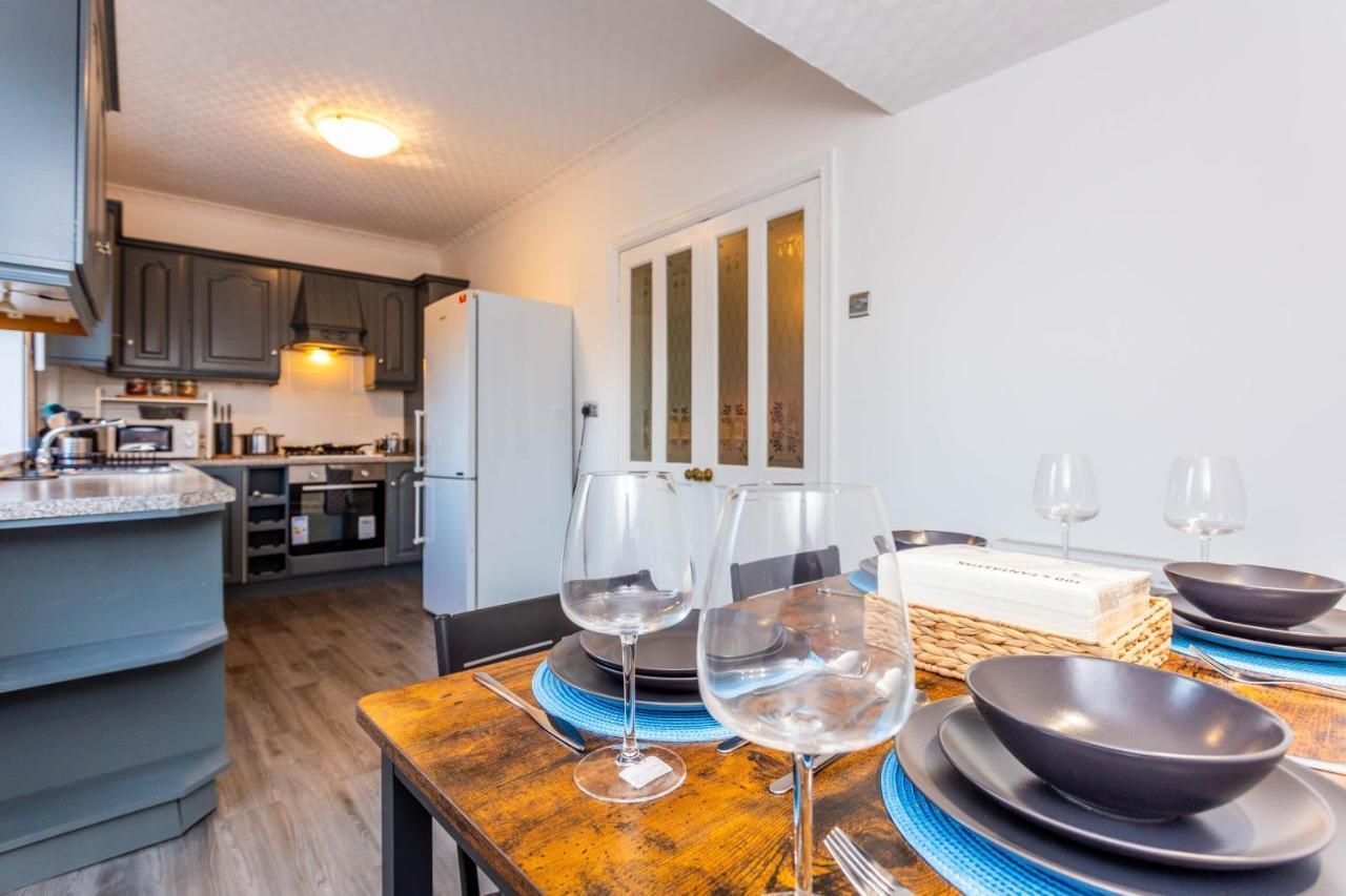 Апартаменты Millway House Newcastle Gateshead With Free Parking Экстерьер фото